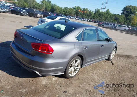 2015 Volkswagen Passat 3.6L V6 Sel Premium из США, поврежденный, VIN 1VWCM7A36FC025556